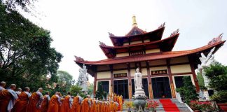 HÌNH ẢNH CẦU CHÁNH PHÁP YẾT MA CỦA GIỚI TỬ NI TẠI GIỚI TRƯỜNG ĐẠI TĂNG – CHÙA HUỆ NGHIÊM