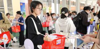 TP. THỦ ĐỨC: CHƯƠNG TRÌNH ĐỒNG HÀNH CÙNG SINH VIÊN – “PHIÊN CHỢ TỪ TÂM”