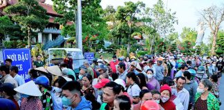 TP. HCM: 1.000 phần quà xuân yêu thương cho người dân trên địa bàn huyện Bình Chánh nhân dịp tết Giáp Thìn 2024.