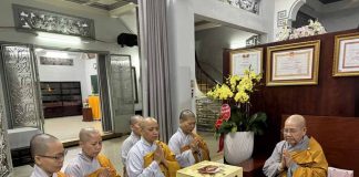 TP. HCM: Ni giới Phật giáo huyện Bình Chánh đảnh lễ và chúc mừng năm mới Ni trưởng Thích nữ Từ Nhẫn