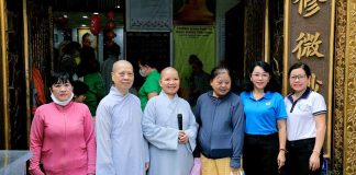 TP. HCM: CHÙA BỒ ĐỀ LAN NHÃ TỔ CHỨC “SIÊU THỊ 0 ĐỒNG” GỬI ĐẾN BÀ CON NHÂN MÙA ĐẠI LỄ PHẬT ĐẢN.