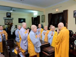 PHÂN BAN NI GIỚI TP. HCM CUNG THỈNH HT. THÍCH MINH THÔNG GIÁO GIỚI TẠI CÁC TRƯỜNG HẠ NI TRONG THÀNH PHỐ