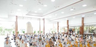 TP. HCM: TU VIỆN LONG HƯNG TỔ CHỨC KHÓA TU MỘT NGÀY TỈNH THỨC LẦN THỨ 25