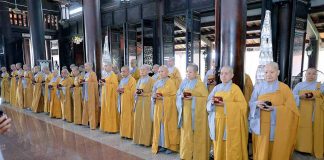 TP. HCM: CỔ PHẬT KHẤT THỰC TẠI CHÙA PHÁP VÕ