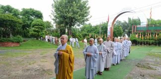 TP. HCM: GẦN 200 HÀNH GIẢ THAM DỰ KHÓA TU “MỘT NGÀY TỈNH THỨC” LẦN THỨ 27 TẠI TU VIỆN LONG HƯNG