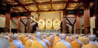 {ẢNH} LỄ BỐ TÁT TẠI CHÙA THANH TÂM (PHẬT CÔ ĐƠN)
