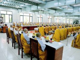 TP. HCM: NT. THÍCH TỪ NHẪN CÚNG DƯỜNG TRAI TĂNG TẠI HVPGVN