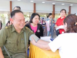 TP. HCM: GẦN 200 NGƯỜI THAM GIA HIẾN MÁU NHÂN ĐẠO TẠI TU VIỆN LONG HƯNG