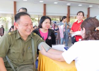 TP. HCM: GẦN 200 NGƯỜI THAM GIA HIẾN MÁU NHÂN ĐẠO TẠI TU VIỆN LONG HƯNG