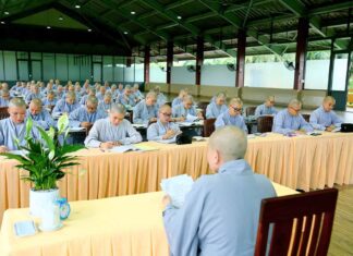 TP. HCM: 62 GIỚI TỬ NI THỌ GIỚI TẠI ĐẠI GIỚI ĐÀN THANH KIỂM HỌC MÔN QUY SƠN CẢNH SÁCH DO NI SƯ THÍCH NHƯ NGUYỆT GIẢNG DẠY