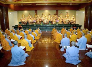 TP. HCM: GIỚI TỬ NI MIỆT MÀI TỤNG LUẬT CHUẨN BỊ THỌ GIỚI TẠI ĐẠI GIỚI ĐÀN THANH KIỂM SẮP TỚI