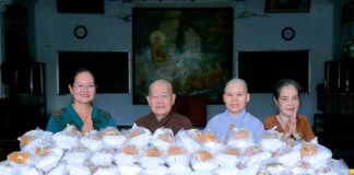 TP. HCM: CHÙA PHƯỚC VIÊN PHỤC VỤ 1.000 PHẦN CƠM CHAY TỪ THIỆN