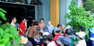 TP. HCM: CHÙA PHƯỚC VIÊN PHỤC VỤ 1.000 PHẦN CƠM CHAY TỪ THIỆN