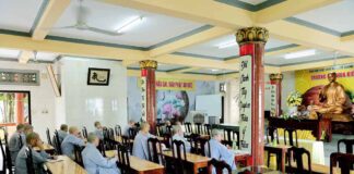 TP. HCM: NI SƯ NHƯ NGUYỆT CHIA SẺ 2 GIỚI TRONG 8 PHÁP BA LA DI LUẬT TỨ PHÀN TỲ KHEO NI TẠI TƯỜNG HẠ CHÙA KIỀU ĐÀM