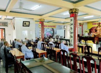 TP. HCM: NI SƯ NHƯ NGUYỆT CHIA SẺ 2 GIỚI TRONG 8 PHÁP BA LA DI LUẬT TỨ PHÀN TỲ KHEO NI TẠI TƯỜNG HẠ CHÙA KIỀU ĐÀM