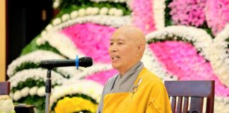 NT. THÍCH MỸ THUẬN GIÁO GIỚI CHO GIỚI TỬ TẠI GIỚI TRƯỜNG NI CHÙA THANH TÂM
