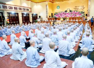 TP. HCM: GIỚI TỬ NI NHẬP GIỚI TRƯỜNG CHÙA THANH TÂM THỌ GIỚI ĐẠI GIỚI ĐÀN “THANH KIỂM”